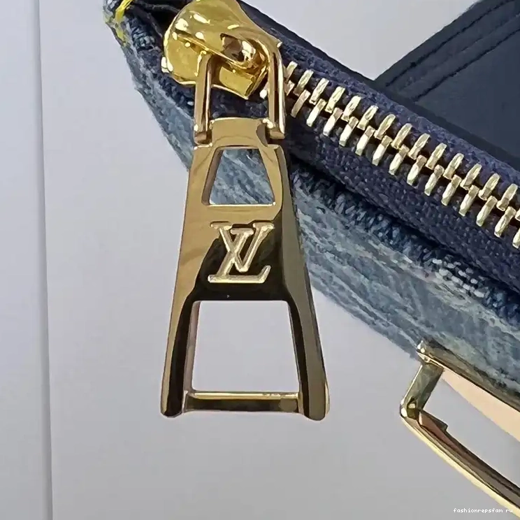 Fashionrepsfam ru Bags LV 2401YA0061 0811